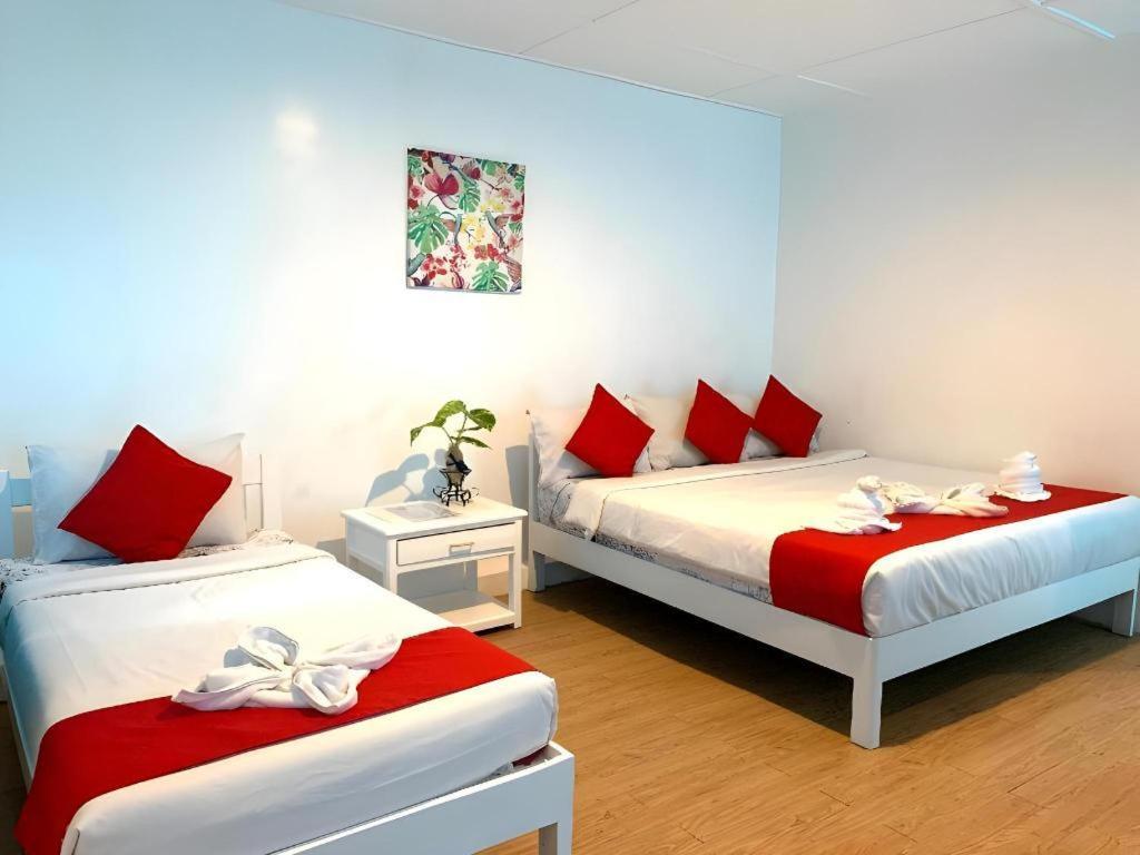 Oyo 150 Davao Airport View Hotel المظهر الخارجي الصورة
