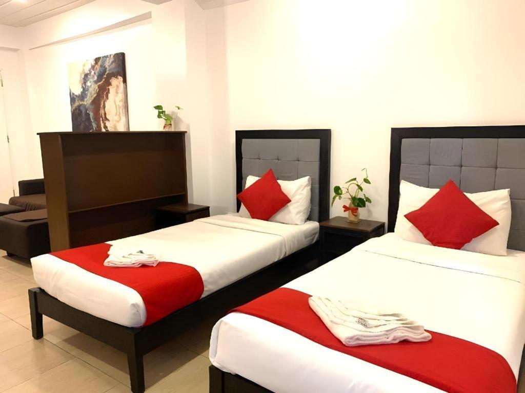 Oyo 150 Davao Airport View Hotel المظهر الخارجي الصورة