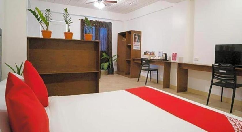 Oyo 150 Davao Airport View Hotel المظهر الخارجي الصورة