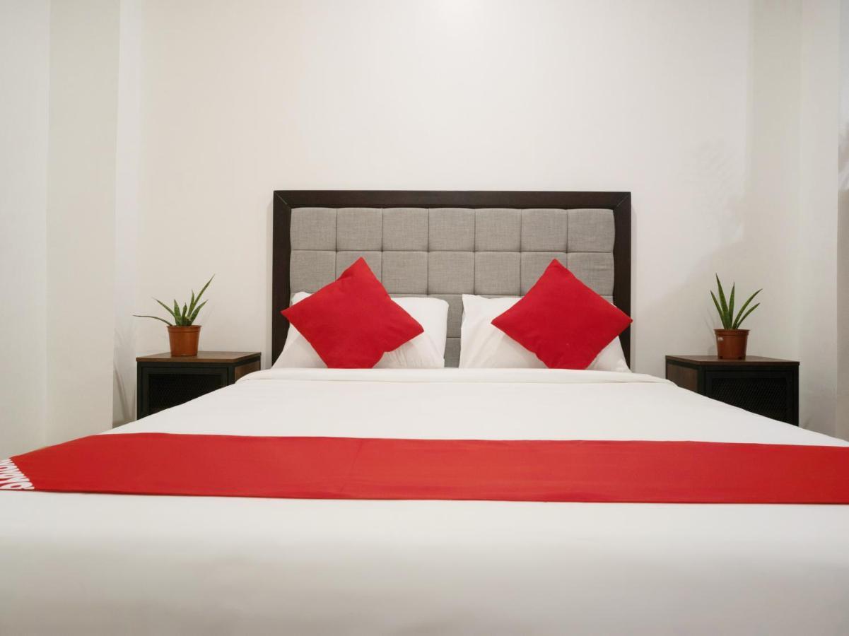 Oyo 150 Davao Airport View Hotel المظهر الخارجي الصورة