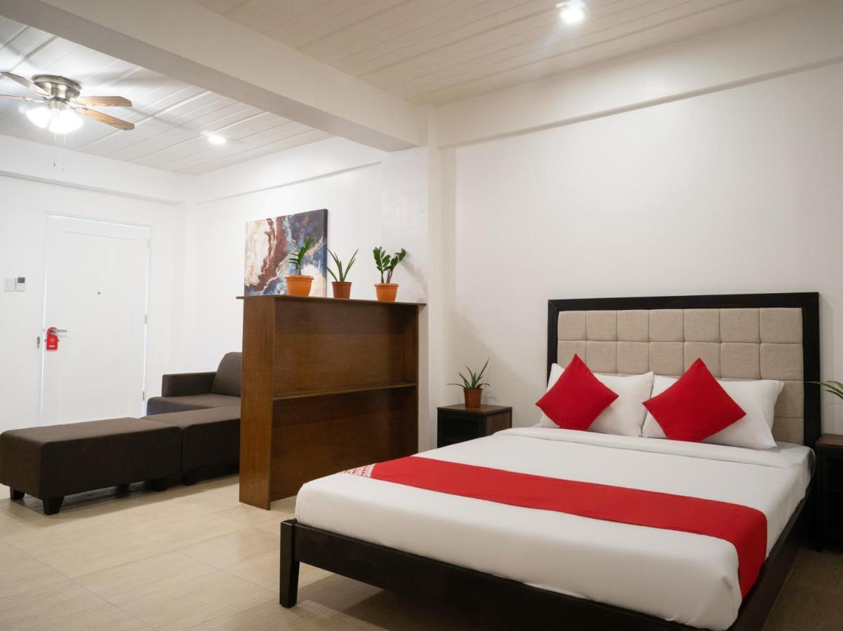 Oyo 150 Davao Airport View Hotel المظهر الخارجي الصورة